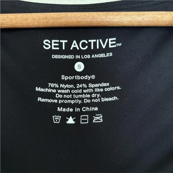 SET Active Elegant Black Long Sleeve Dress - Picture 4 of 6